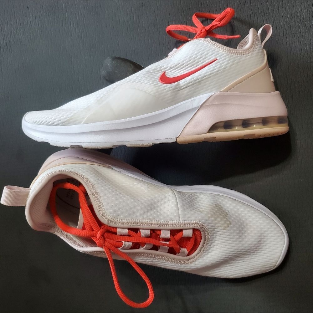 Nike Air Max Motion 2 Shoes
